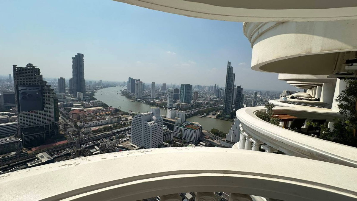 picture State Tower              Silom - 10/12