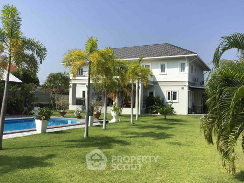 บ้านเดี่ยว 7 ห้องนอน พร้อมสระว่ายน้ำส่วนตัว เพ็ทได้ Luxury Pool Villa Cha-Am (ID 2606320)