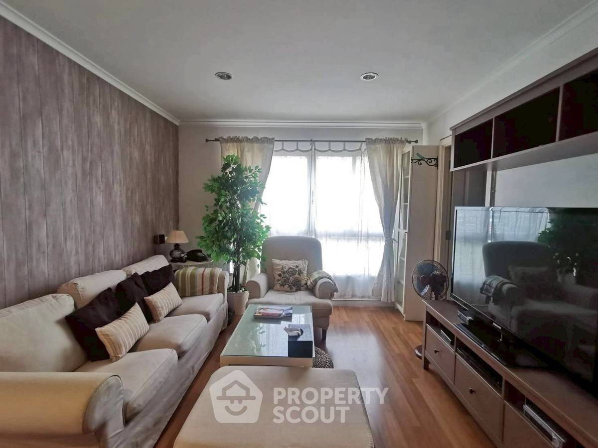 รูป คอนโด 2 ห้องนอน 56 ตร.ม. ลุมพินี เพลส พระราม 4 ใกล้ BTS เอกมัย (ID 2605617) - รูปที่ 3/10