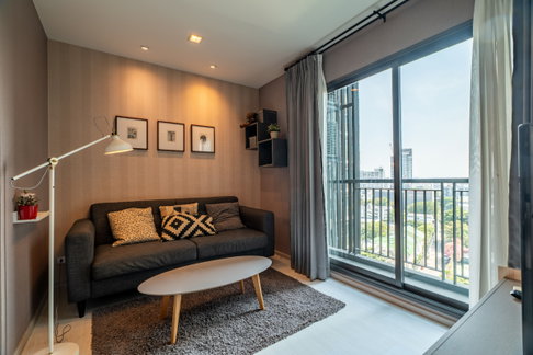 💥 Flash Sale💥 Prime Thong Lo 1BR Condo for Sale | Rhythm Sukhumvit 36-38 | High Floor & Unblocked View - U268101