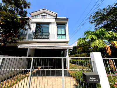 Townhouses for rent : Townhouse for rent at Indy 5 Bangna Km.7