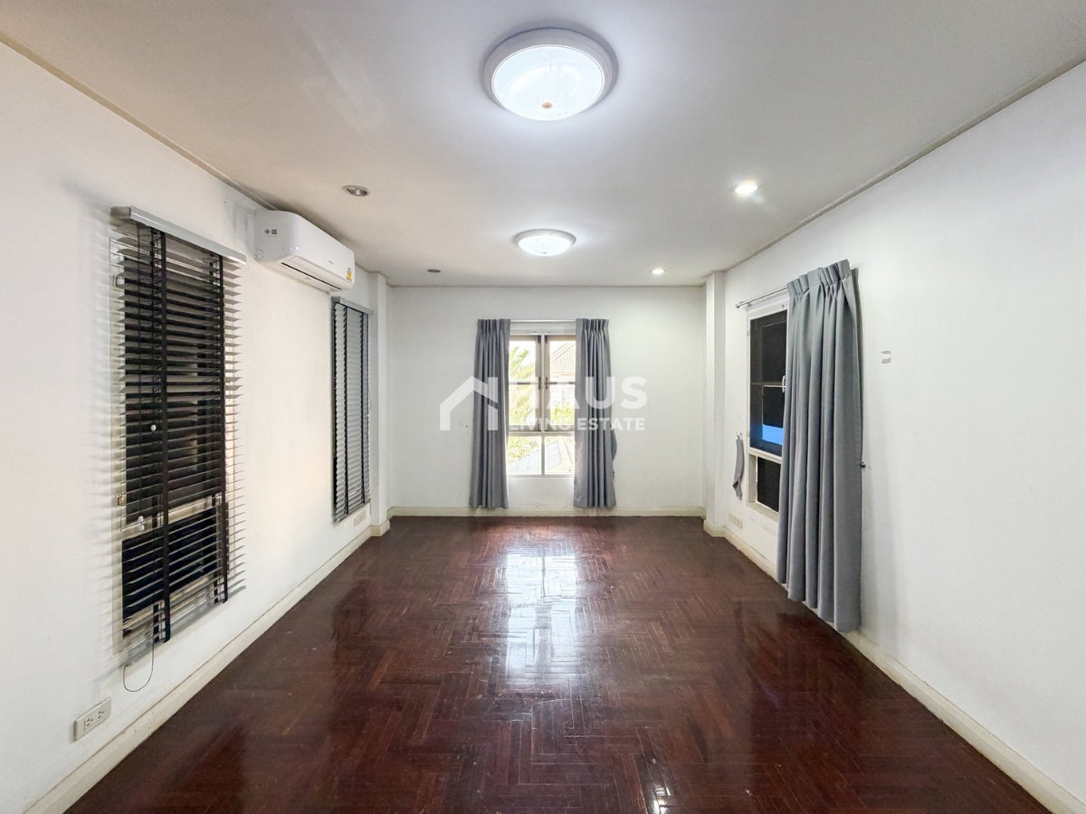 picture Panchasarp Park Pinklao / 3 Bedrooms #HPHU031 - 12/21