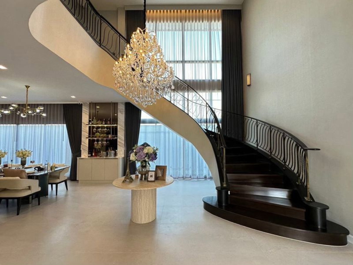 รูป ปล่อยเช่าบ้าน แกรนด์บางกอก บูเลอวาร์ด – กรุงเทพกรีฑา บ้านใหม่ ตกแต่งพร้อม - รูปที่ 2/17