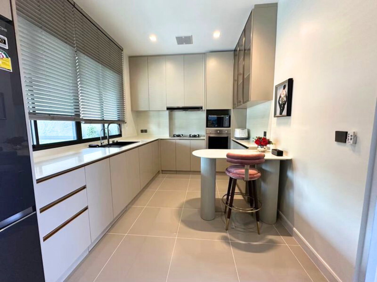 รูป ปล่อยเช่าบ้าน แกรนด์บางกอก บูเลอวาร์ด – กรุงเทพกรีฑา บ้านใหม่ ตกแต่งพร้อม - รูปที่ 6/17