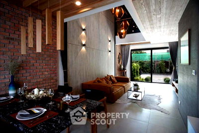 Townhouses for sale : 4-BR Townhouse For Sale In Loft Lane Lasalle, Bang Na (ID 2607291)