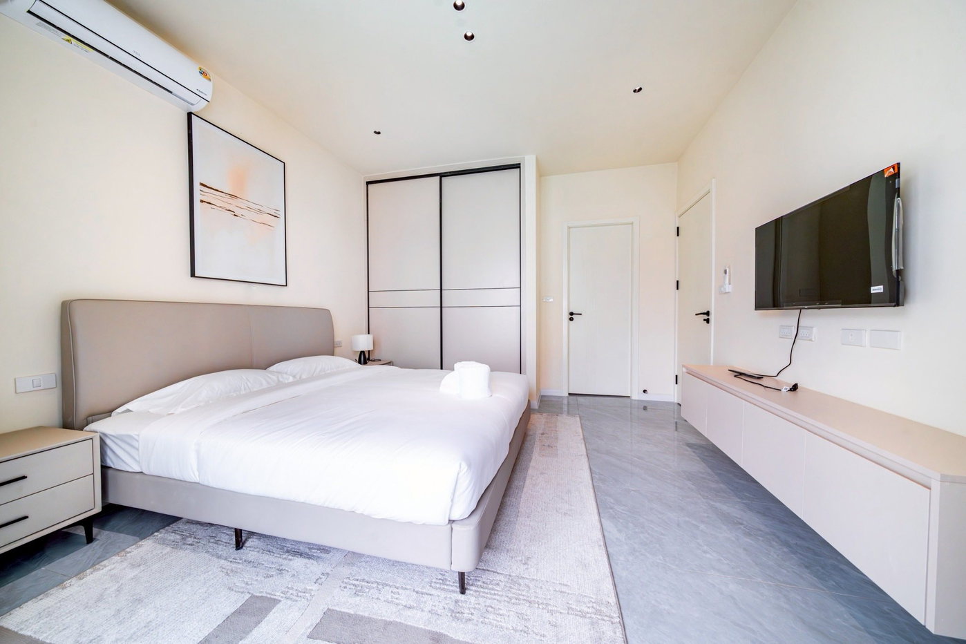รูป Pool View Villa for sale in Central Pattaya - รูปที่ 8/14