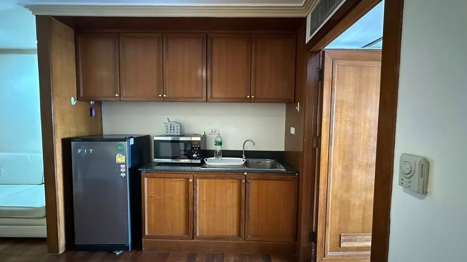 picture Condo for Rent at State Tower (D6902003) - 7/7