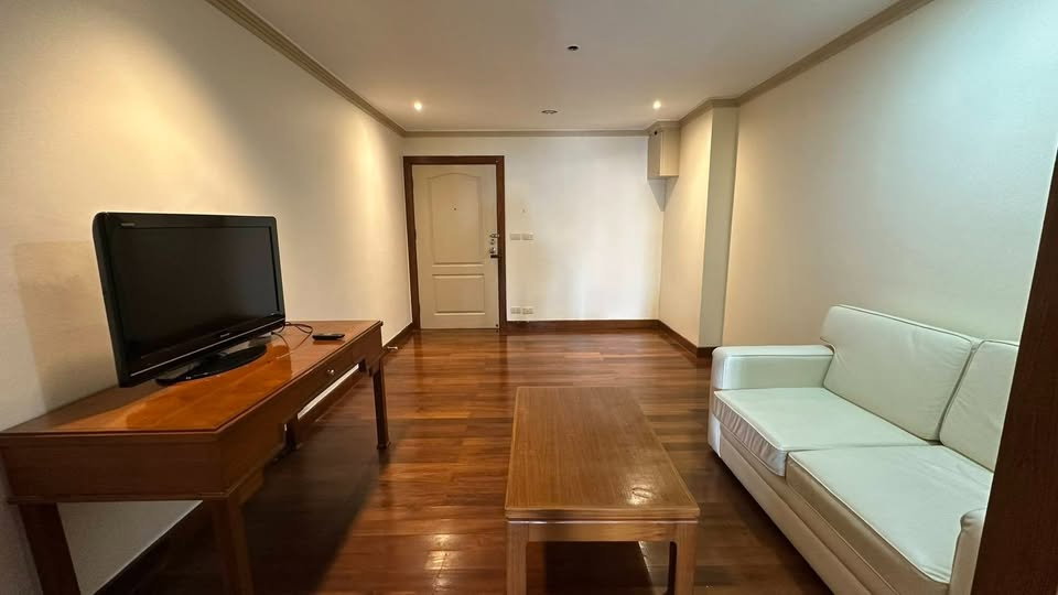 picture Condo for Rent at State Tower (D6902003) - 5/7