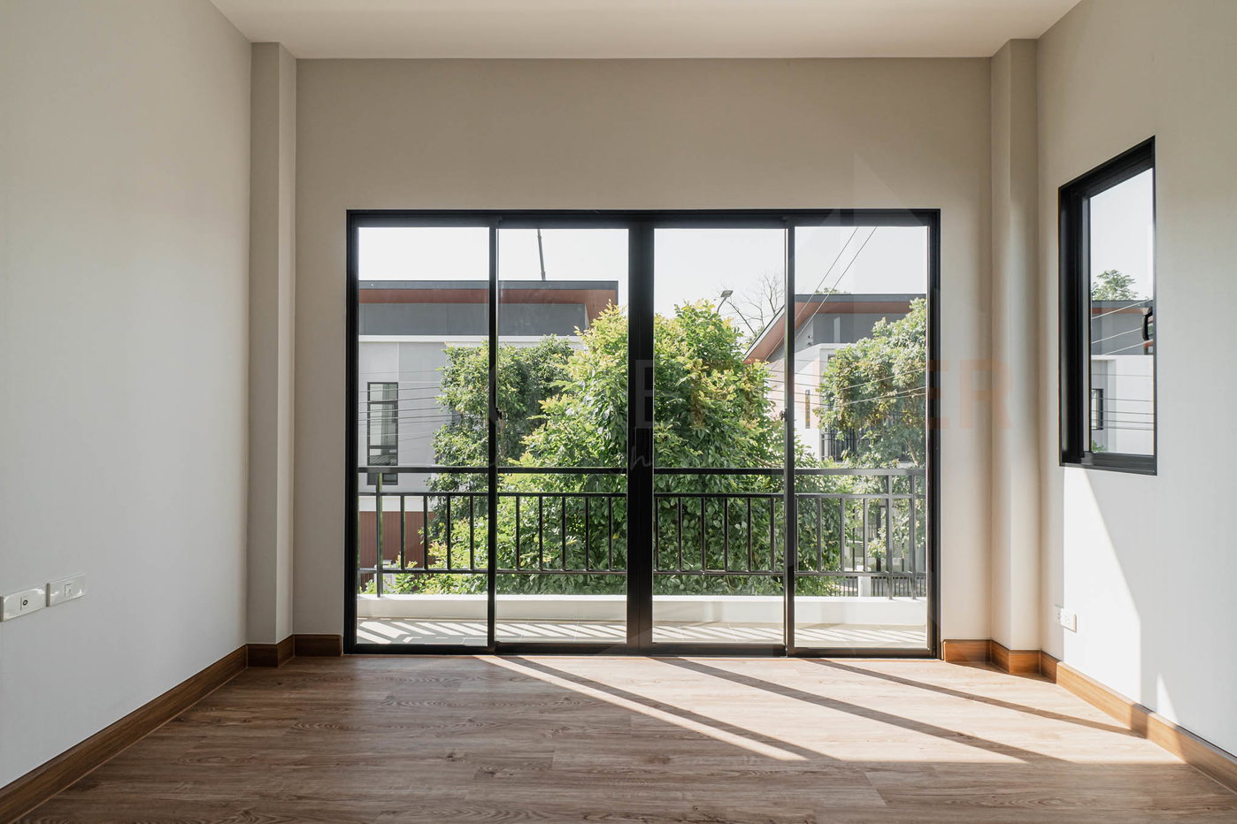 รูป The One Life Bangna 4 bedrooms, for sale - รูปที่ 15/34