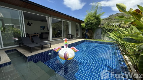 3 Bedroom Villa for sale at Villa Sunpao  1955037