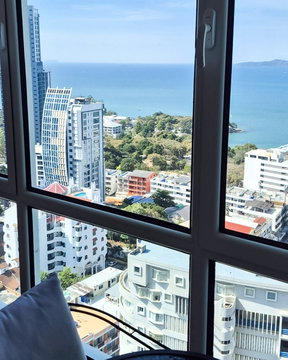 The Cliff Condominium Pratumnak Hill for Rent