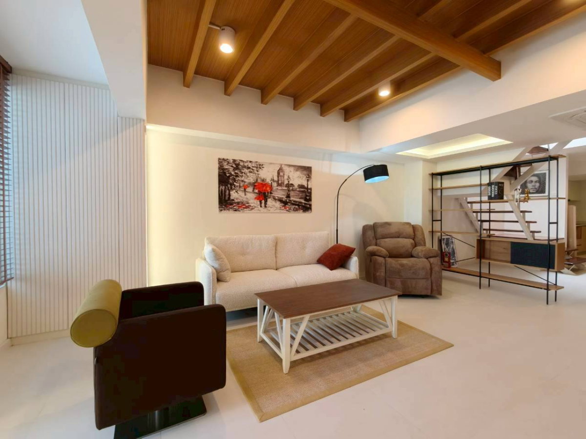 รูป 🏡 ให้เช่า ทาวน์เฮ้าส์รีโนเวทใหม่ 📍 ย่านสุขุมวิท 71 – เอกมัย / พระโขนง - รูปที่ 6/19