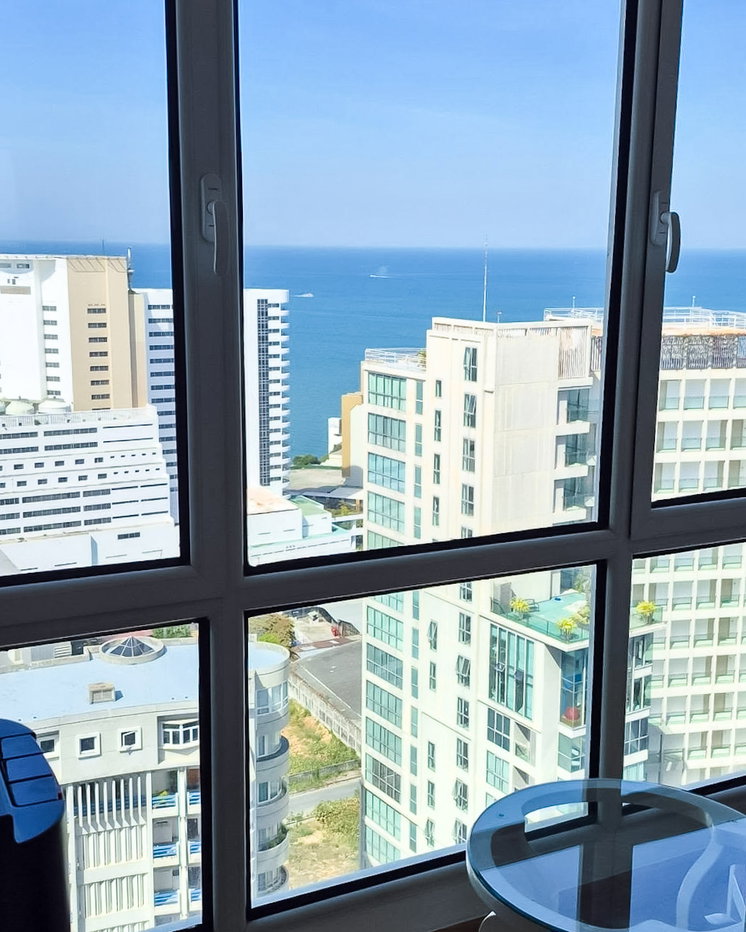 picture The Cliff Condominium Pratumnak Hill for Rent - 2/10