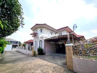 Houses for sale Chang Chui : House on Ratchaphruek Road, near Central WestVille / 5 Bedrooms #HRP2044