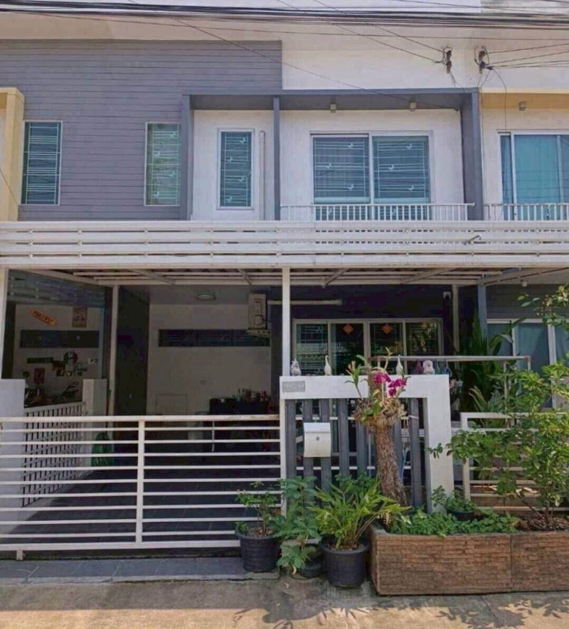 Home office for sale : A057 2-story townhome for sale – The Connect 9 Village, Soi 19.