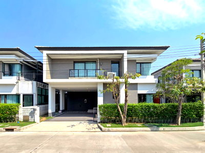 Houses for sale Chang Chui : Centro Ratchapruek - Suanpak / 4 Bedrooms #HBGK017