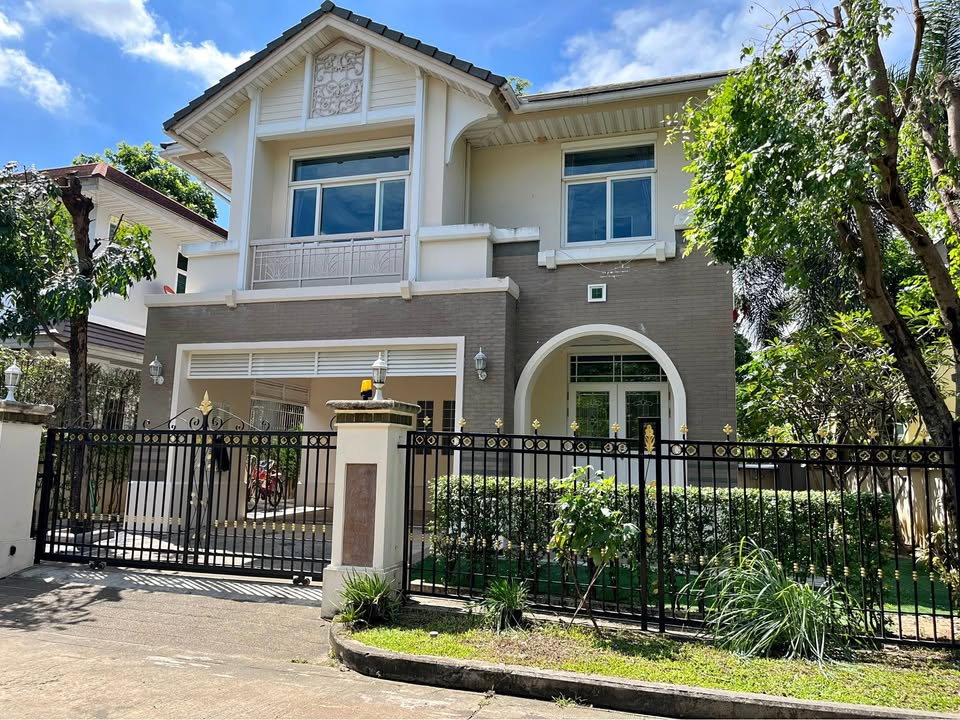 picture For rent, Perfect Masterpiece Village Ekkamai - Ramintra - 1/21