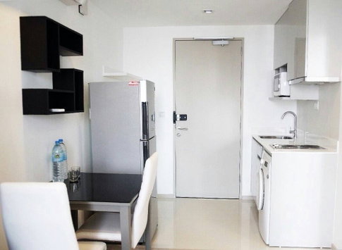 ให้เช่า 15,000 ideo mobi Sathorn 