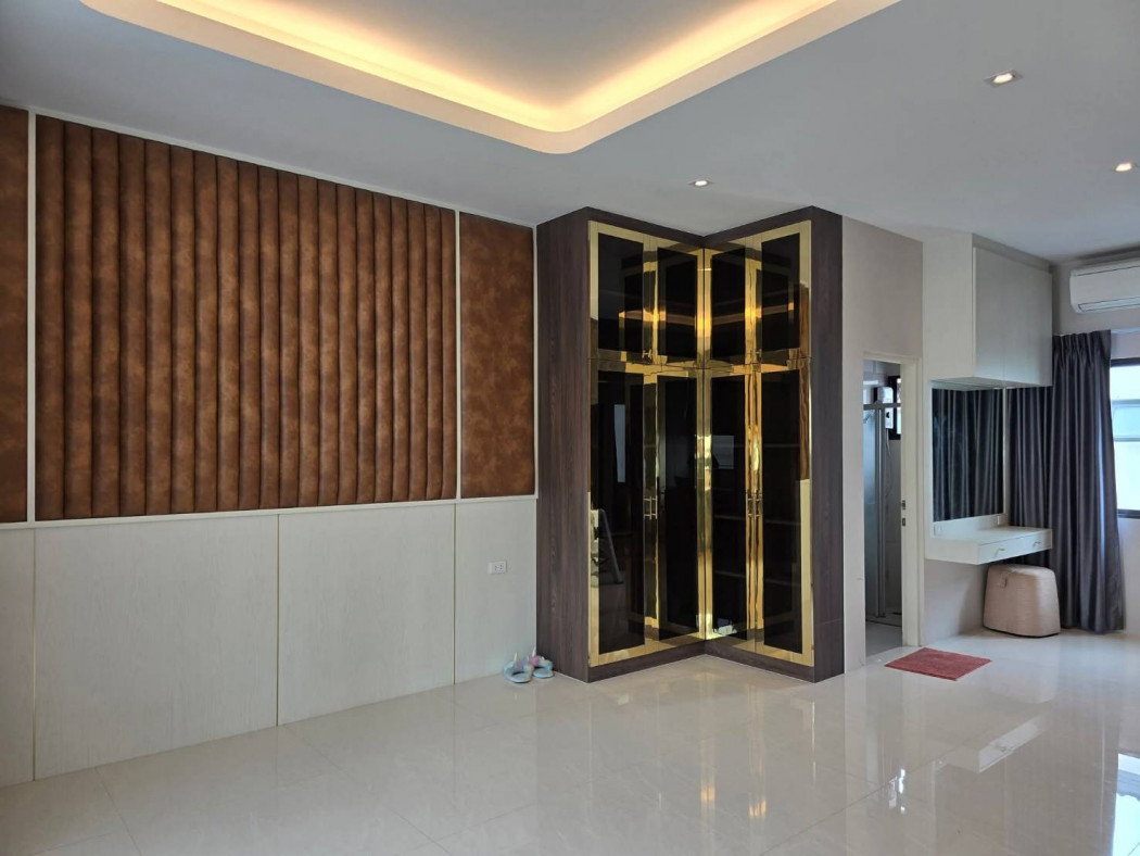 รูป ให้ เช่า Home Office โครงการ District Ekkamai-Ramintra 32.5 ตร.ว พื้นที่ใช้สอย 172 3 น้ำ - รูปที่ 9/10