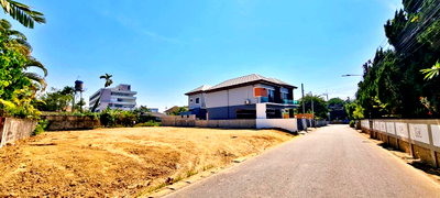 Land for sale Chiang Mai : 📍 Prime Red Zone Land 166 sq. wah (664 sq. m.) in Central Hang Dong 🔥 High-Potential Plot, Filled and Ready for Business Development