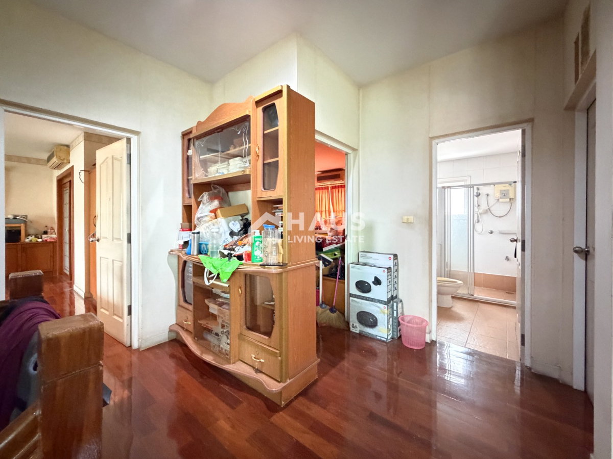 picture Ladawan Phutthamonthon Sai 2 / 4 Bedrooms #HPHU022 - 16/35