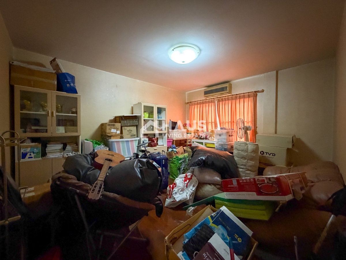 picture Ladawan Phutthamonthon Sai 2 / 4 Bedrooms #HPHU022 - 28/35