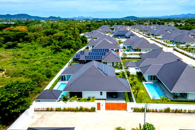บ้านเดี่ยว ประจวบคีรีขันธ์ : วิลล่าหรูทันสมัยพร้อมสระว่ายน้ำส่วนตัว 3 ห้องนอน 3 ห้องน้ำ โครงการเดอะคลาวด์ส 2 หัวหินซอย 70 