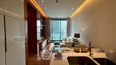 1-BR 45 Sqm Ground-Floor Condo At The Address Sukhumvit 28, 300m to BTS Phrom Phong (ID 2620045)