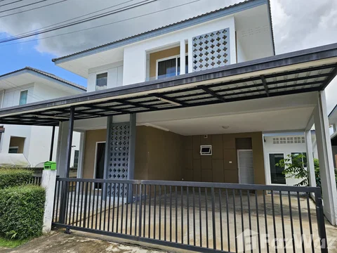 Modern Detached House in Vibrant Village of Phuket Town 1911303