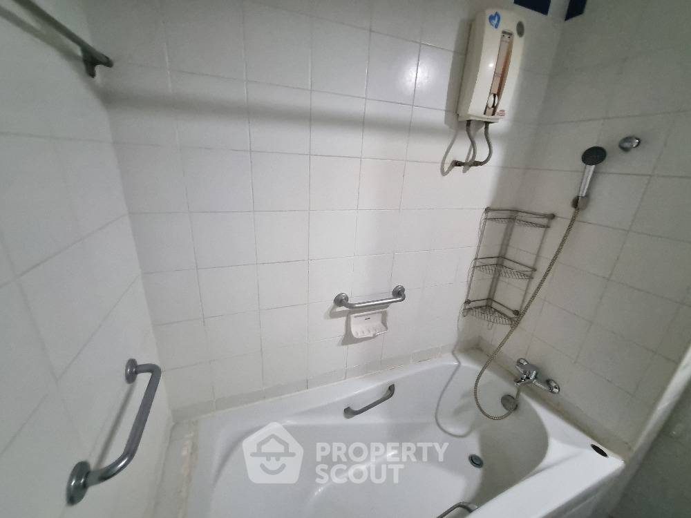 รูป คอนโด 1 ห้องนอน ขาย บ้านนอนสี ชั้น 15 ห้องสูง โช่งนนทรี (ID 1470743) - รูปที่ 9/11