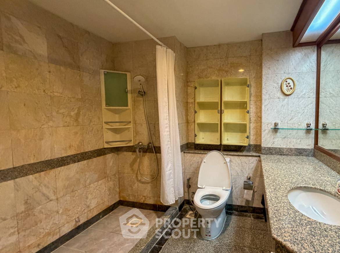 รูป คอนโด 2 ห้องนอน ชั้นสูง 18 81 ตร.ม. ขายที่ Asoke Place ใกล้ MRT สุขุมวิท 300 ม. (ID 2610847) - รูปที่ 5/5