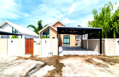 Houses for sale Rubberland : Newly built detached house for sale, Siam Country Club Soi, Pattaya, Bang Lamung, Chonburi.