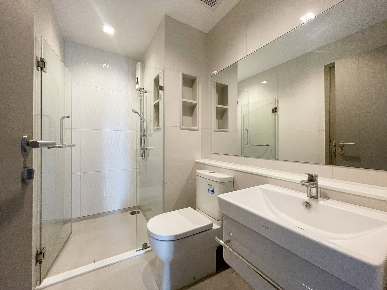 รูป Life Asoke Rama 9 2BR Condominium for Sale - รูปที่ 10/11