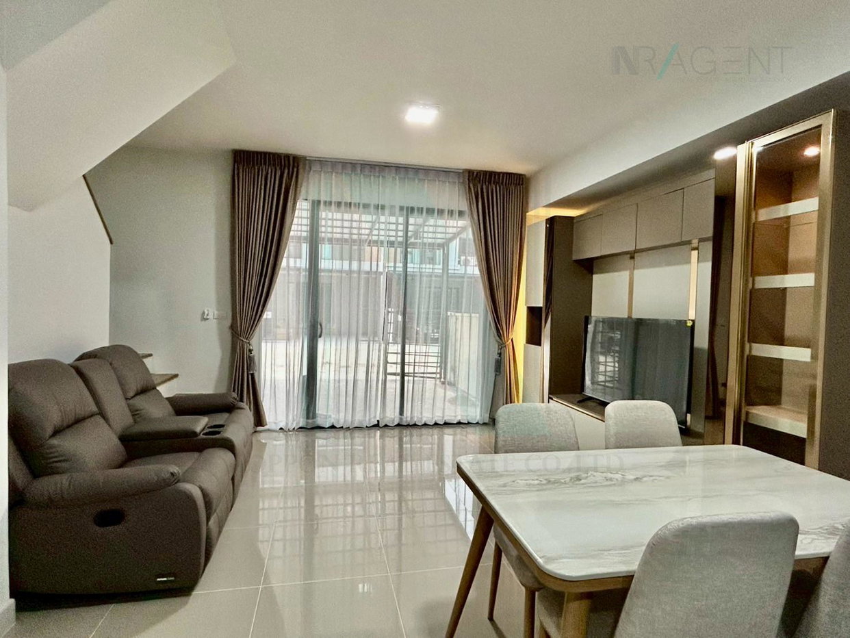 รูป 📌 ให้เช่าทาวน์เฮาส์ 2 ชั้น พลีโน่ สุขุมวิท-บางนา 2 3 ห้องนอน 2 ห้องน้ำ - รูปที่ 3/8