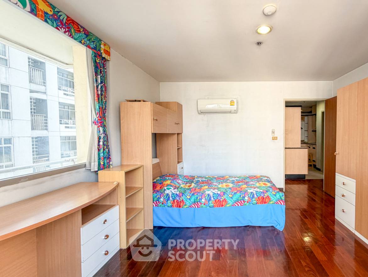 รูป คอนโด 2 ห้องนอน ชั้นสูง 18 81 ตร.ม. ขายที่ Asoke Place ใกล้ MRT สุขุมวิท 300 ม. (ID 2610847) - รูปที่ 2/5