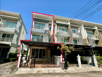 For Sale: 3-Storey Townhome at Town Avenue Rama 9 Quality Development by Sansiri | Prime Krungthep Kreetha Location