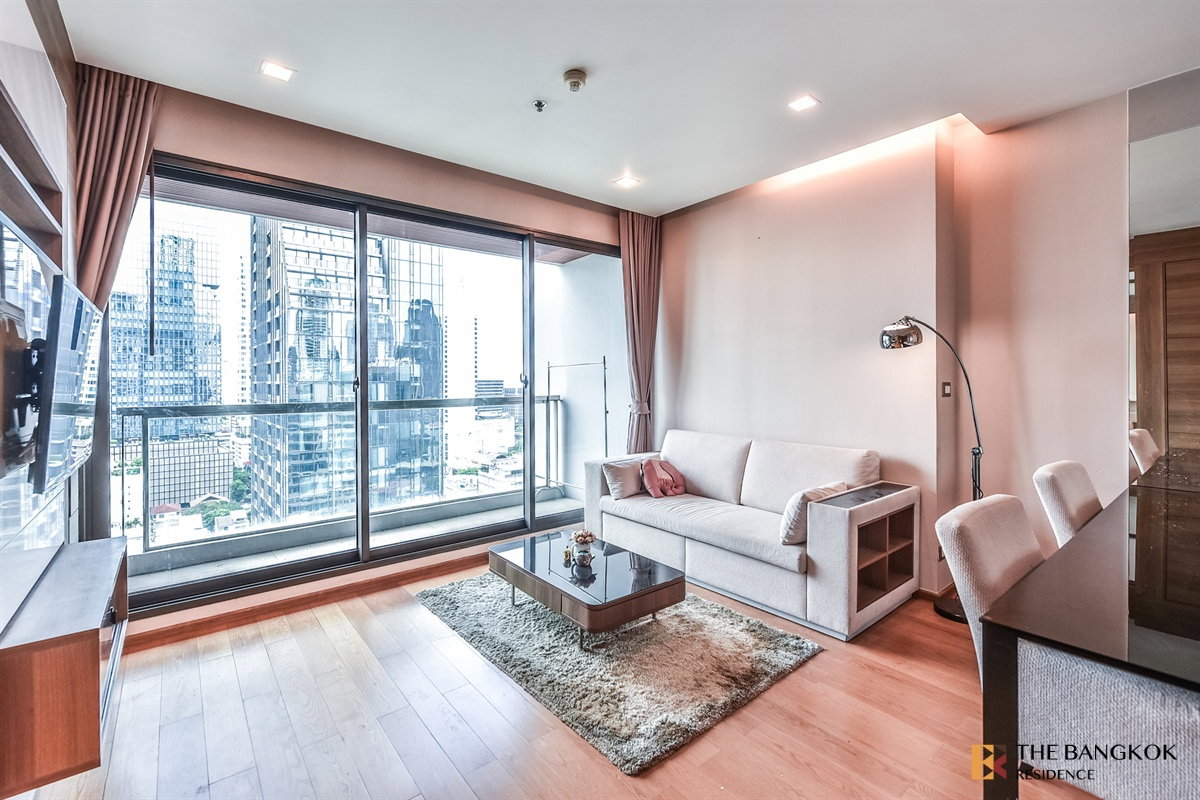 รูป   The Address Sathorn 12 🌃 Spacious & Stylish with Stunning  View 💫  ใกล้ BTS เซนต์หลุยส์  - รูปที่ 2/10