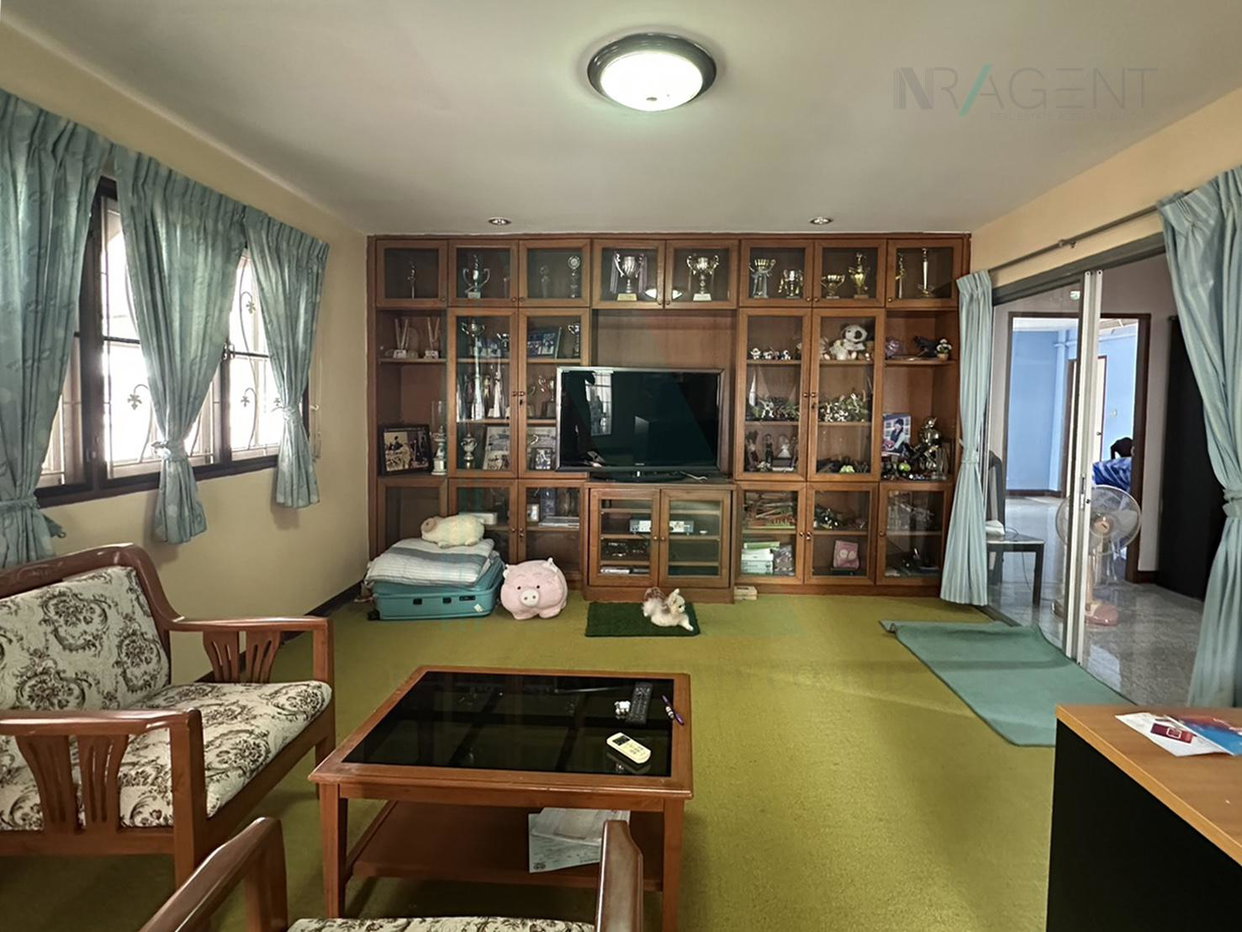 รูป 📌 ให้เช่าบ้านเดี่ยว 2 ชั้น ประภาวรรณโฮม ร่มเกล้า 1 3 ห้องนอน 5 ห้องน้ำ - รูปที่ 5/8