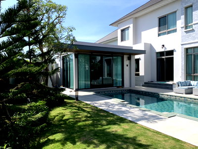 Houses for sale Bangkok : 🏰Ultra-Luxury🏰 4BR Corner Pool Villa at Perfect Masterpiece Rama 9 – Krungthep Kreetha - U6005238