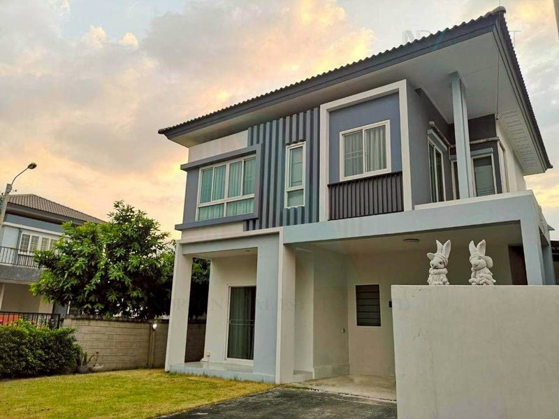 Houses for sale : 📌 For Sell House ICONATURE RAMINTRA 2-story 3 bedroom 3 bathroom