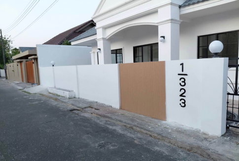 For Sale: Newly Renovated Large Single House