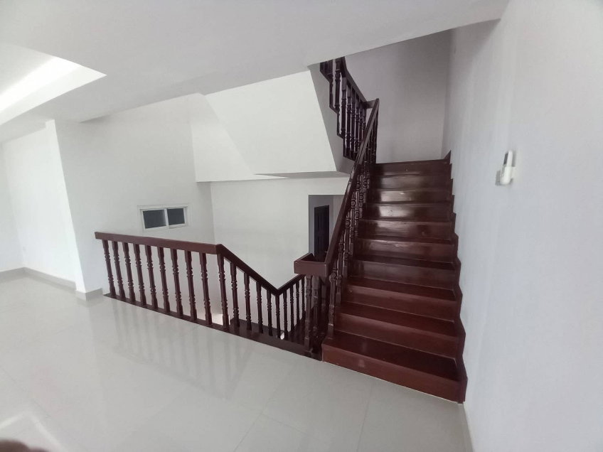 รูป 🏡 ปล่อยเช่าทาวน์โฮม 4 ชั้น ใจกลางทองหล่อ Leo Classic Place ทองหล่อ 49 3 ห้องนอน 4 ห้องน้ำ ใกล้ตัวเมือง - รูปที่ 11/20
