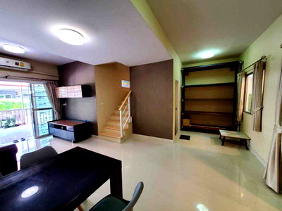 Townhouses for rent Don Mueang Airport : EXCLUSIVE! (RH2561) The Connect Donmueang-Songprapha for rent nice room, nice view with nice price 15,000 Line:  @metroestate
