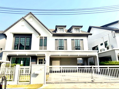 บ้านเดี่ยวให้เช่า : ให้เช่าบุราสิริ ปัญญาอินทรา (Burasiri Panyaindra) อยู่ถนนเลียบคลองสอง คลองสามวา