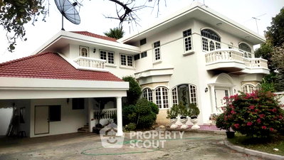 เช่าบ้านเดี่ยว ม.ศรีนครินทรวิโรฒ วิทยาเขตประสานมิตร : บ้านเช่า 4 ห้องนอน ย่านพร้อมพงษ์ ใกล้ MRT สุขุมวิท เป็นมิตรกับสัตว์เลี้ยง (ID 2628008)