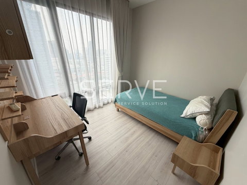 2 Beds Large Room City view Fully furnished Good Location  Next to BTS Phaya Thai 700 m @ The Room Phayathai
