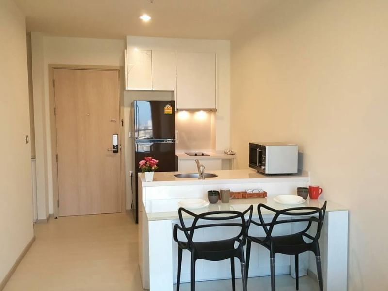รูป Condo for Rent: Rhythm Sukhumvit 42 - รูปที่ 4/10