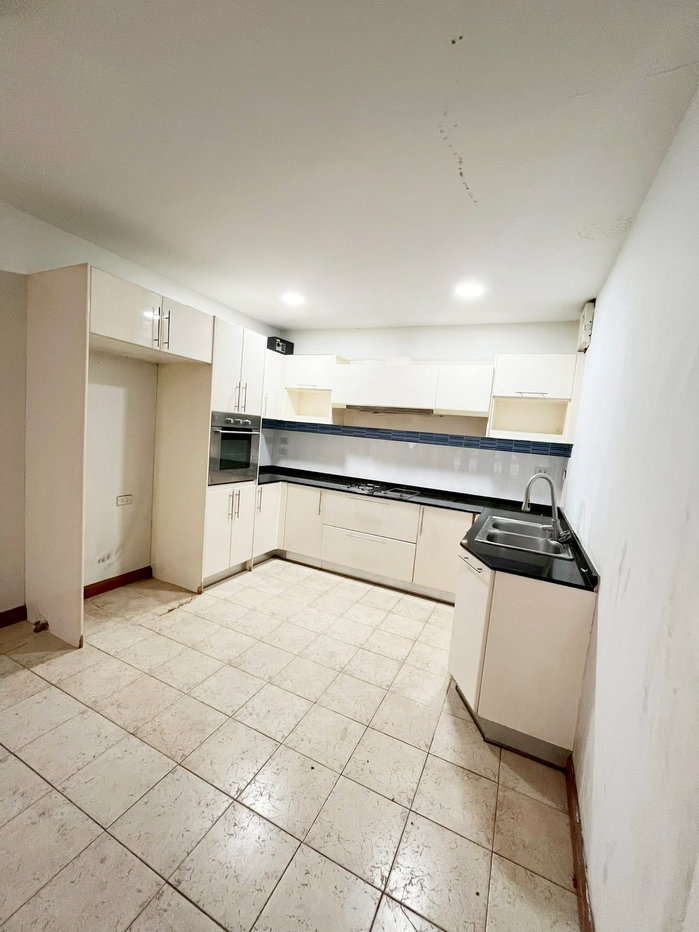 รูป 🏡 ให้เช่าบ้านทาวน์เฮ้าส์ 3 ชั้น ทำเลทอง รังสิตหมู่บ้านภุมริน รังสิต 2 ห้องนอน 2 ห้องน้ำ ใกล้เซียร์รังสิต เพียง 300 เมตร! #จดบริษัทได้ - รูปที่ 8/16