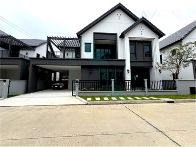บ้านเดี่ยวให้เช่า : ให้เช่าบ้านเดี่ยว 2 ชั้น เซนโทร บางนา 4 ห้องนอน 5 ห้องน้ำ