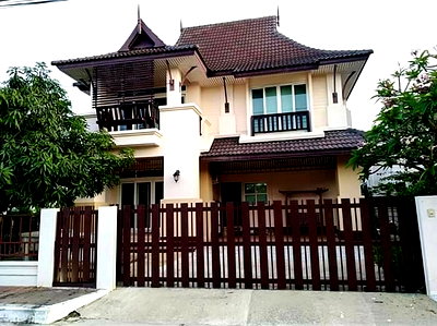 ขายบ้านเดี่ยว : ขายด่วนๆและถูก บ้านเดี่ยว อารีน่า การ์เด้น บางนา-สุวรรณภูมิ บ้านสวย ทำเลดี พร้อมอยู่ บนที่ดิน 68 ตรว. 3 นอน 3 น้ำ พร้อมเฟอร์ฯ